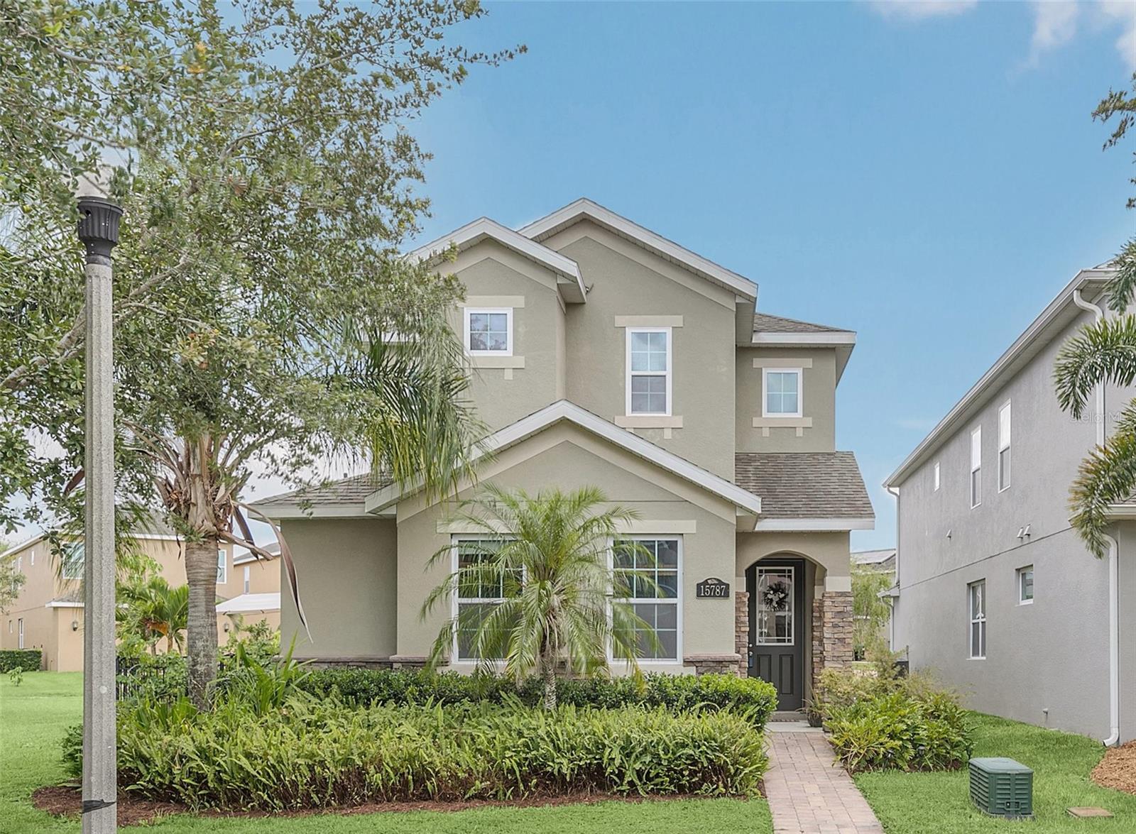 Single Family Residence em WINTER GARDEN, FL - Daniel Dourado