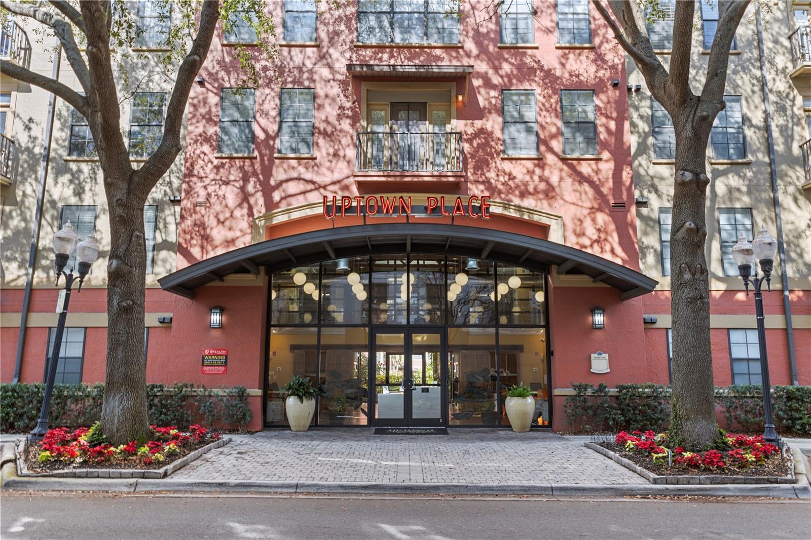 Condominium in ORLANDO, FL - Daniel Dourado