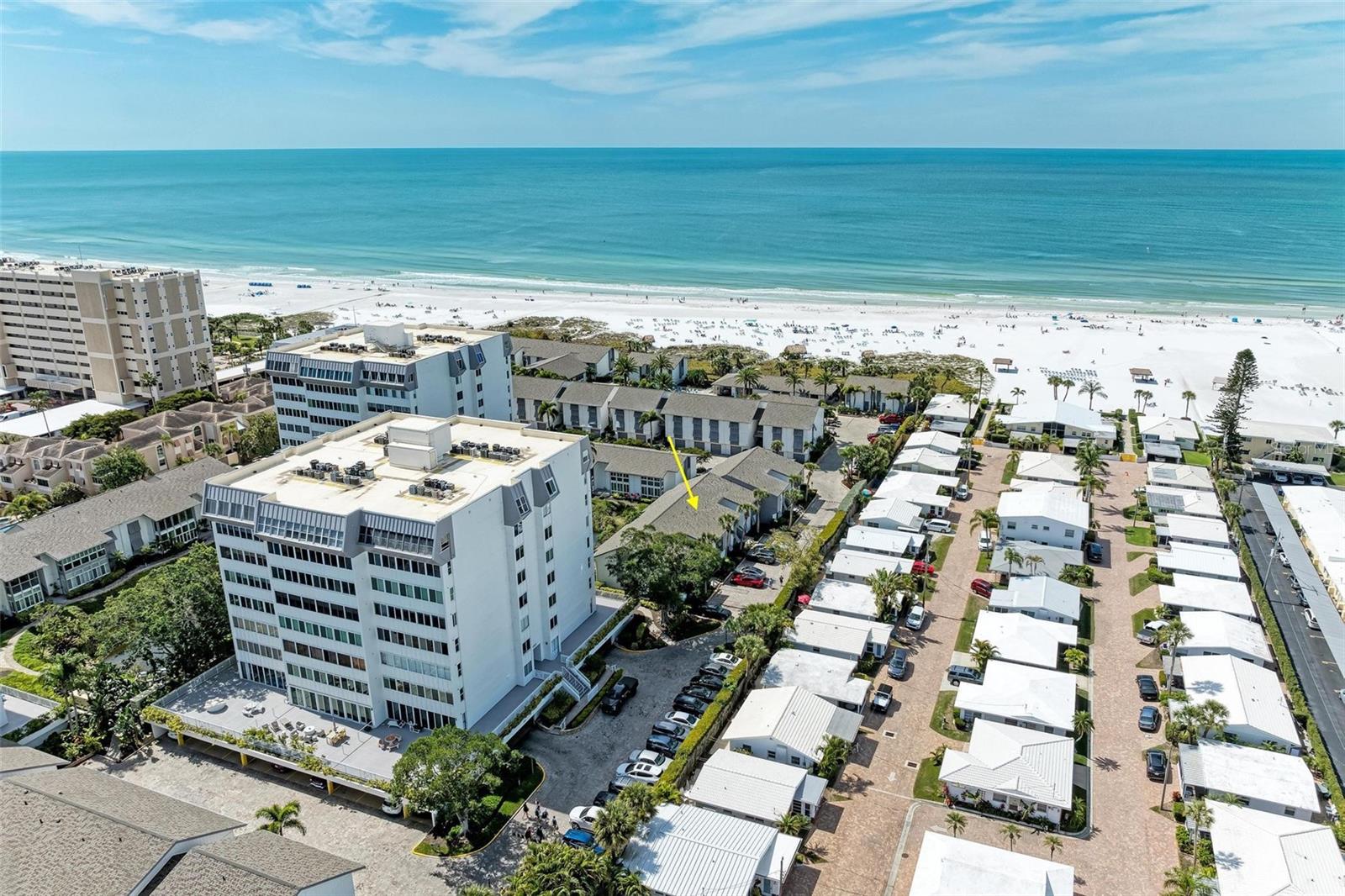 Condominium in SARASOTA, FL - Daniel Dourado