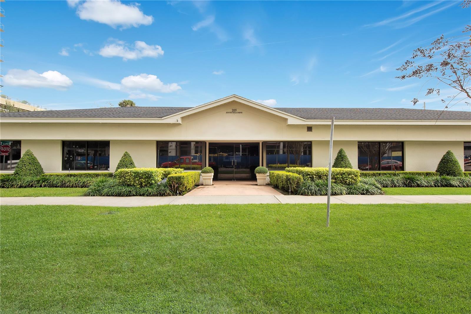 Office em ORLANDO, FL - Daniel Dourado