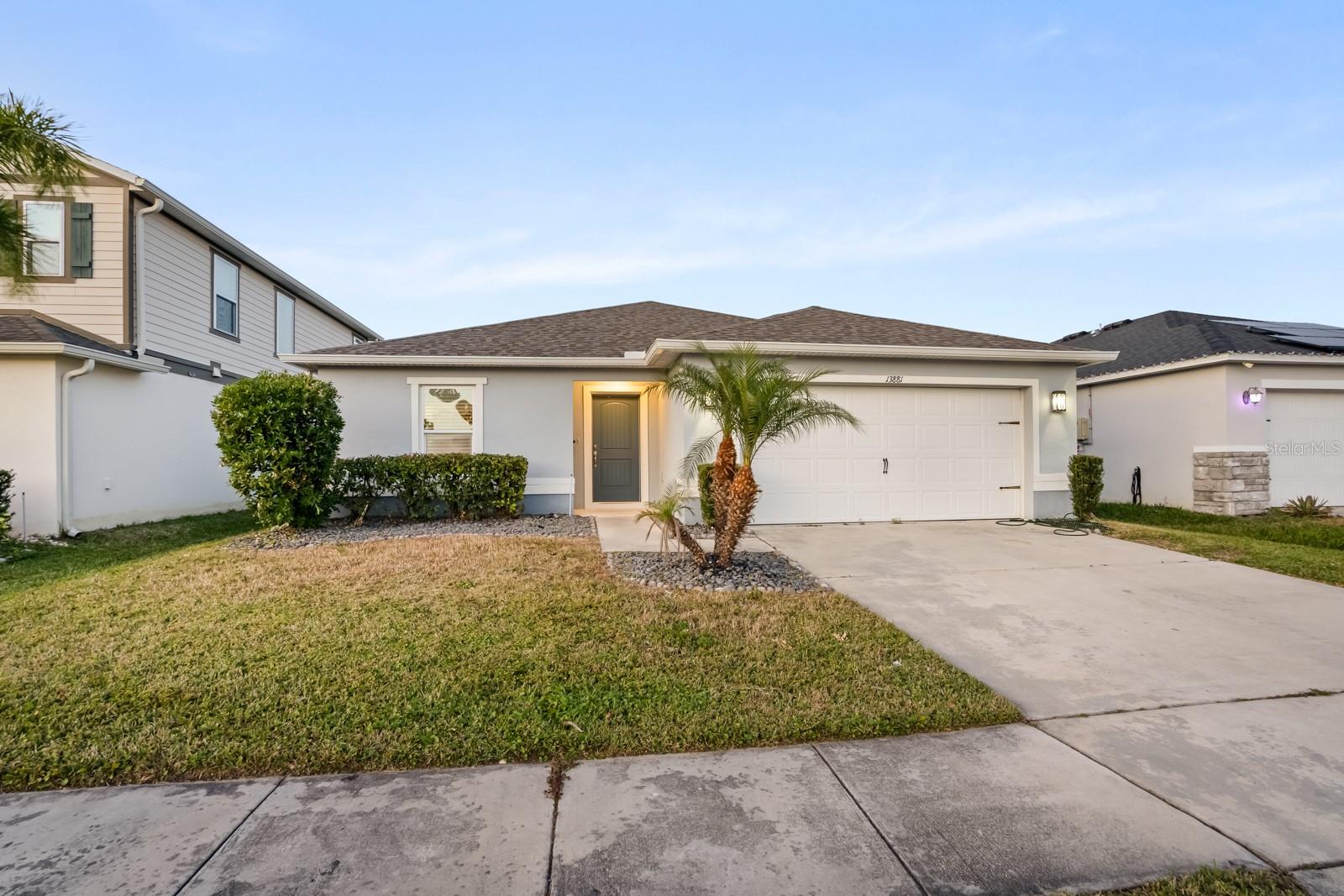 Single Family Residence in ORLANDO, FL - Daniel Dourado