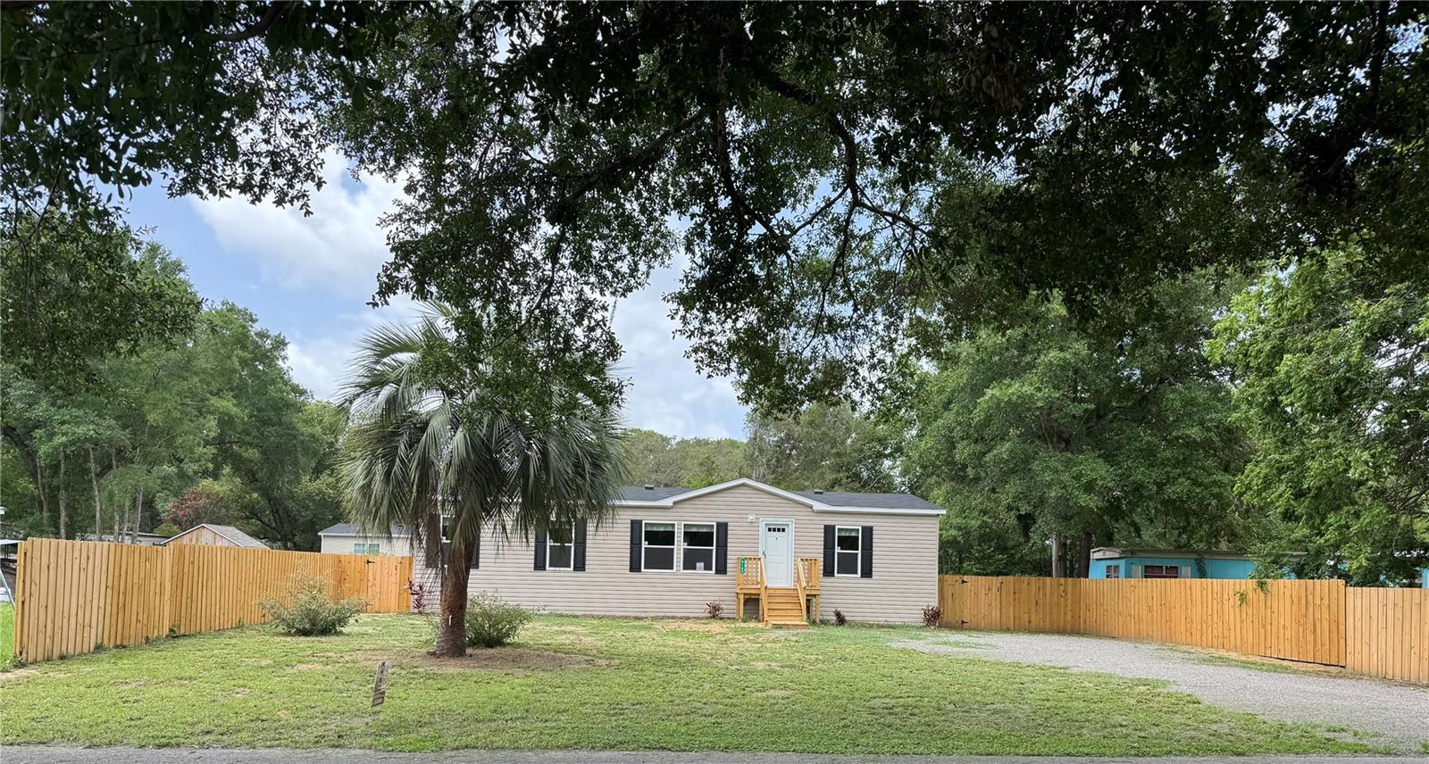 Manufactured Home em OCALA, FL - Daniel Dourado