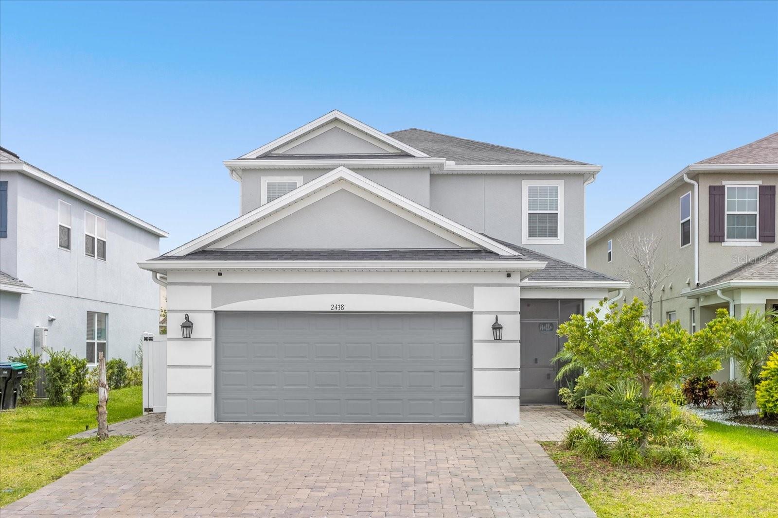 Single Family Residence in ORLANDO, FL - Daniel Dourado