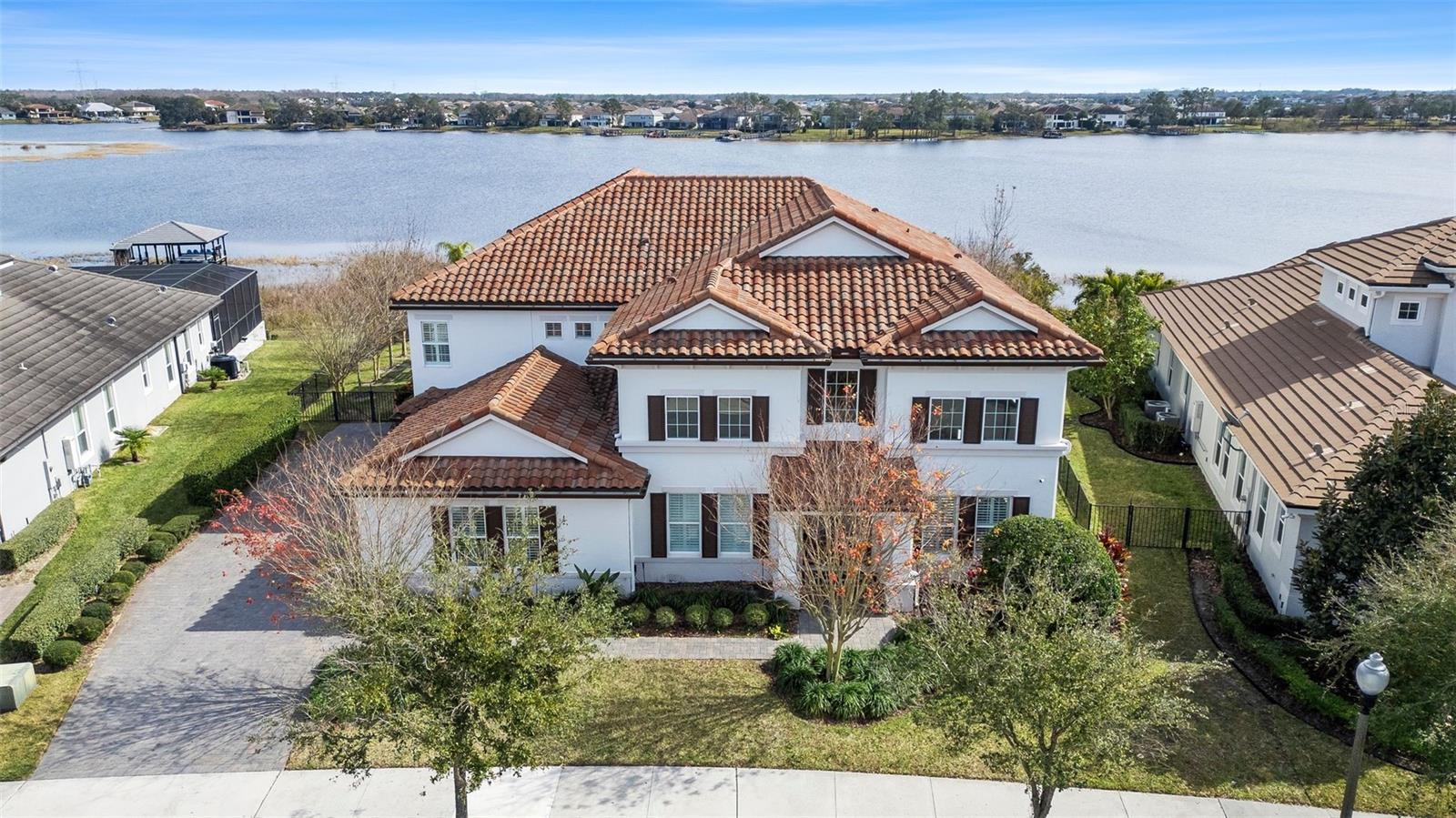 Single Family Residence em WINTER GARDEN, FL - Daniel Dourado