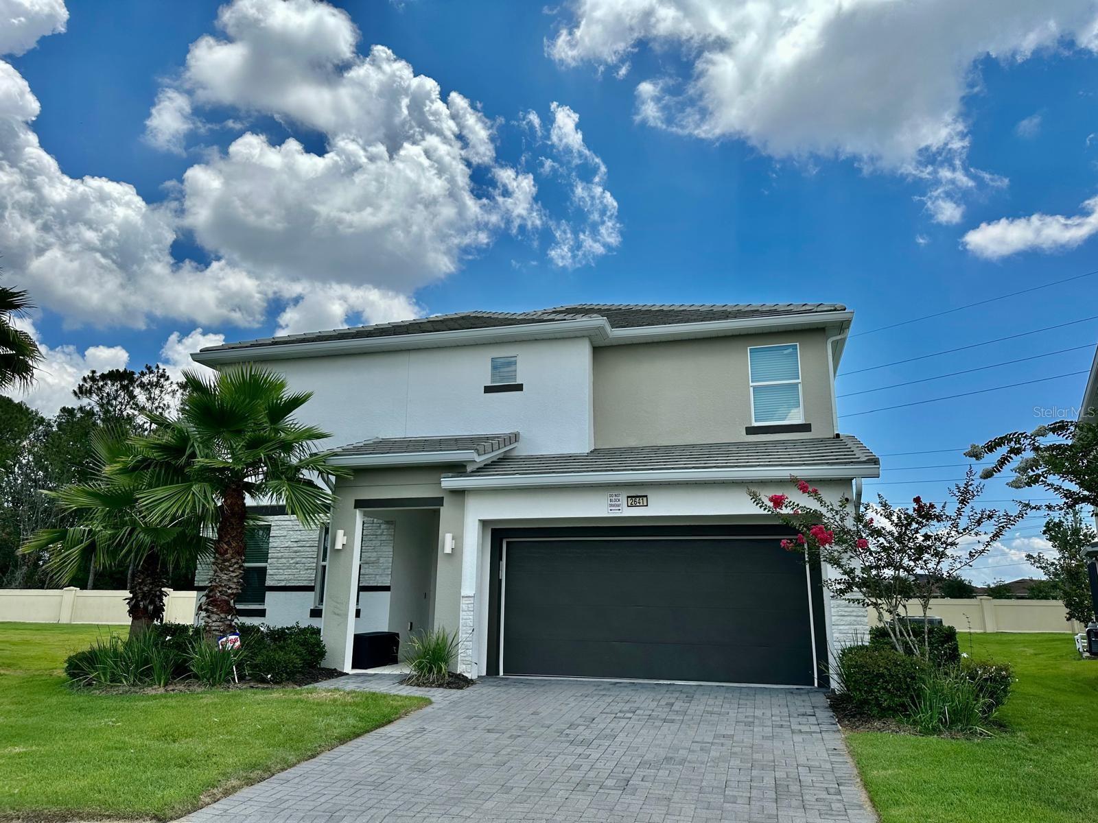 Single Family Residence in KISSIMMEE, FL - Daniel Dourado