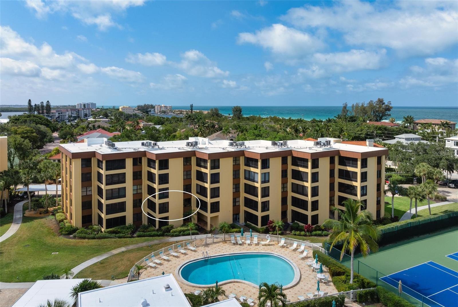 Condominium in SARASOTA, FL - Daniel Dourado