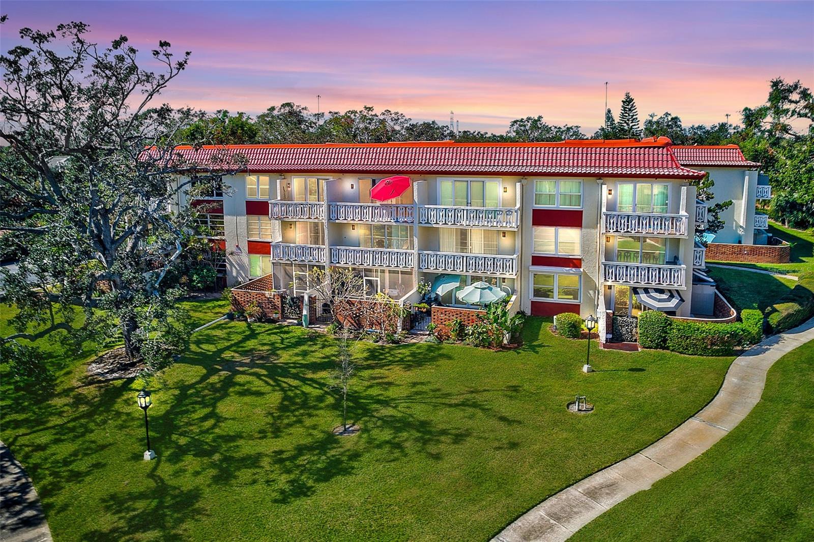 Condominium em CLEARWATER, FL - Daniel Dourado