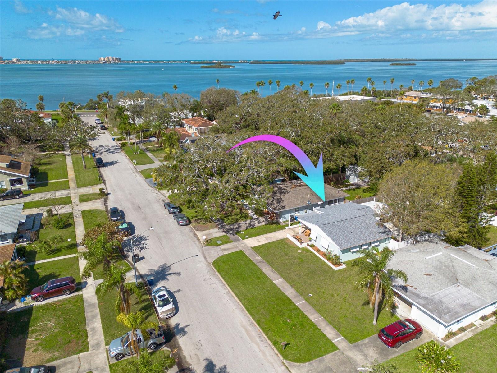 Single Family Residence em CLEARWATER, FL - Daniel Dourado