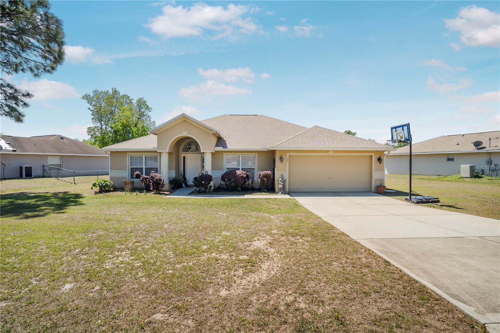 Single Family Residence em OCALA, FL - Daniel Dourado