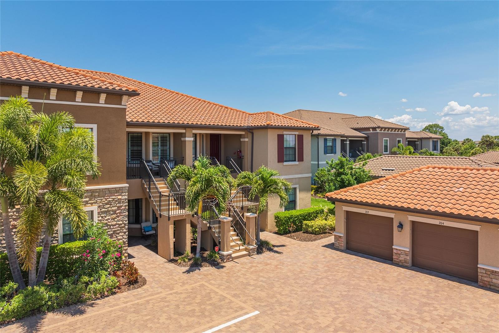 Condominium in SARASOTA, FL - Daniel Dourado