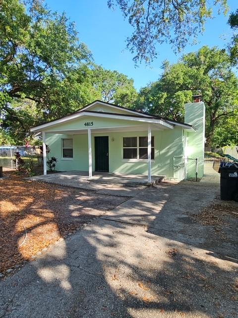 Single Family Residence in ORLANDO, FL - Daniel Dourado