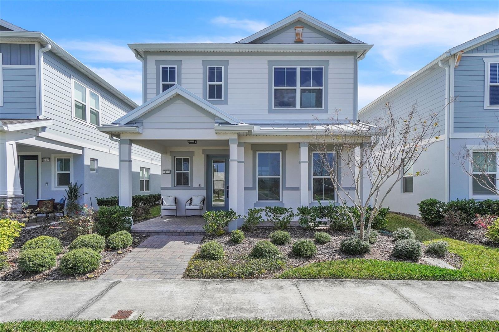 Single Family Residence in ORLANDO, FL - Daniel Dourado