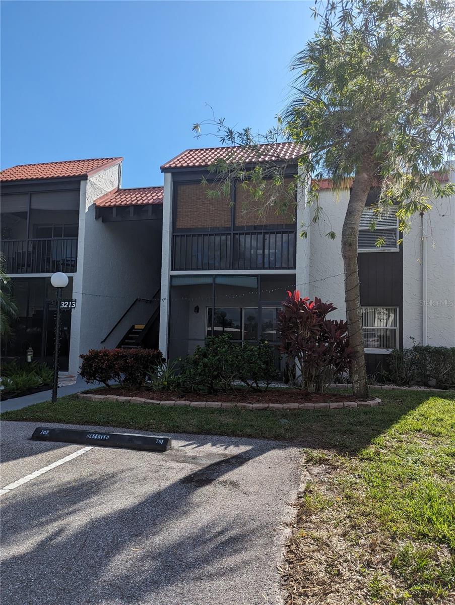 Condominium in SARASOTA, FL - Daniel Dourado