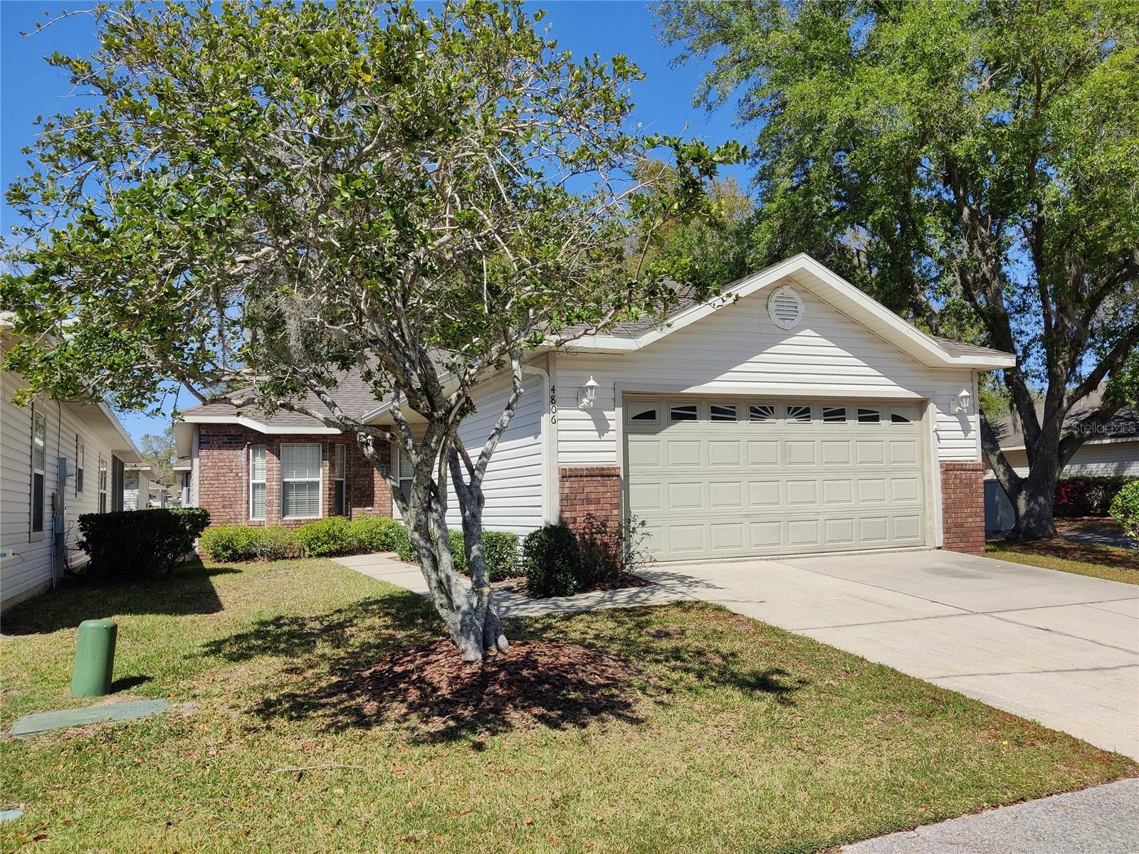 Single Family Residence em GAINESVILLE, FL - Daniel Dourado