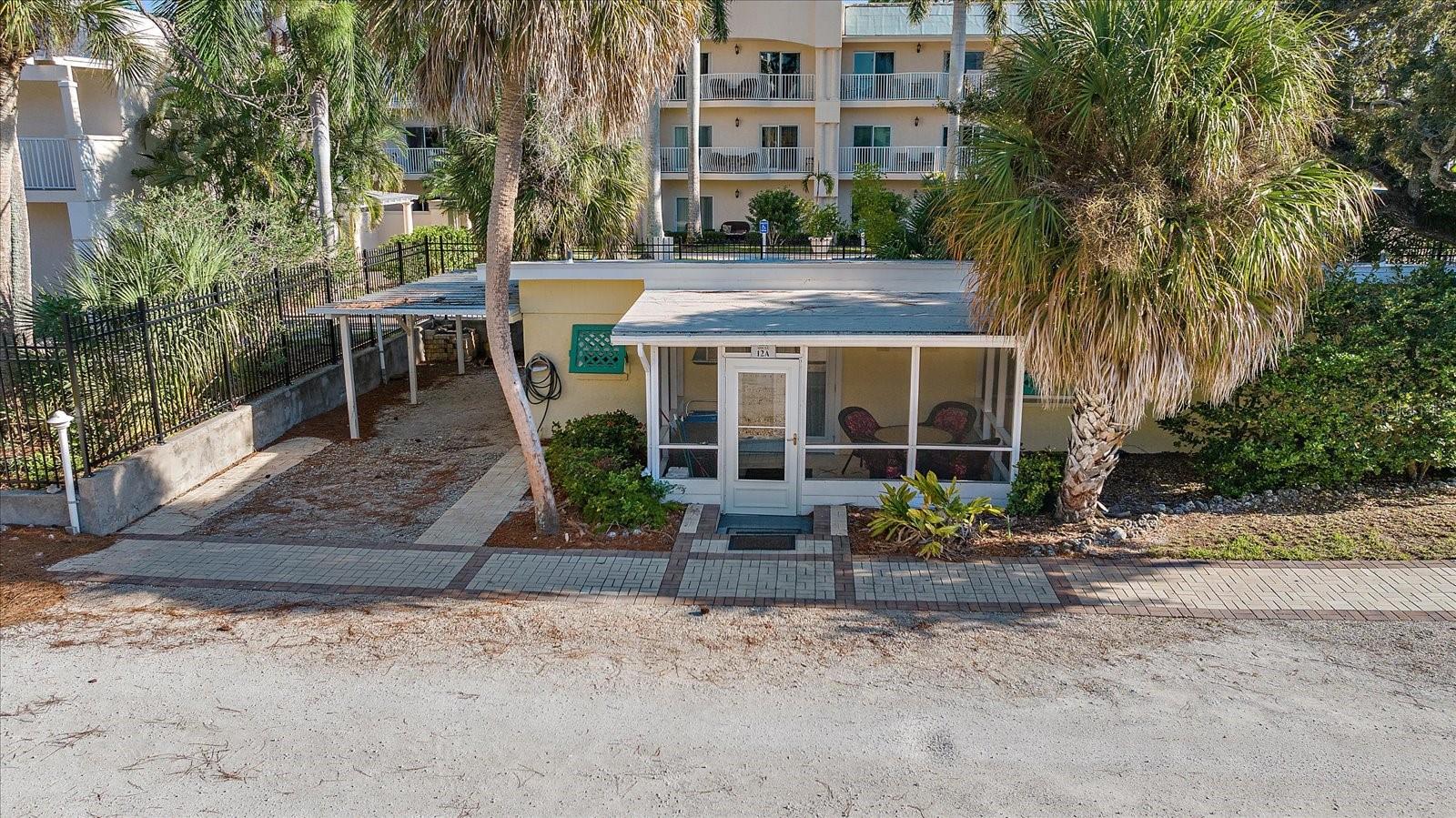 Condominium in SARASOTA, FL - Daniel Dourado