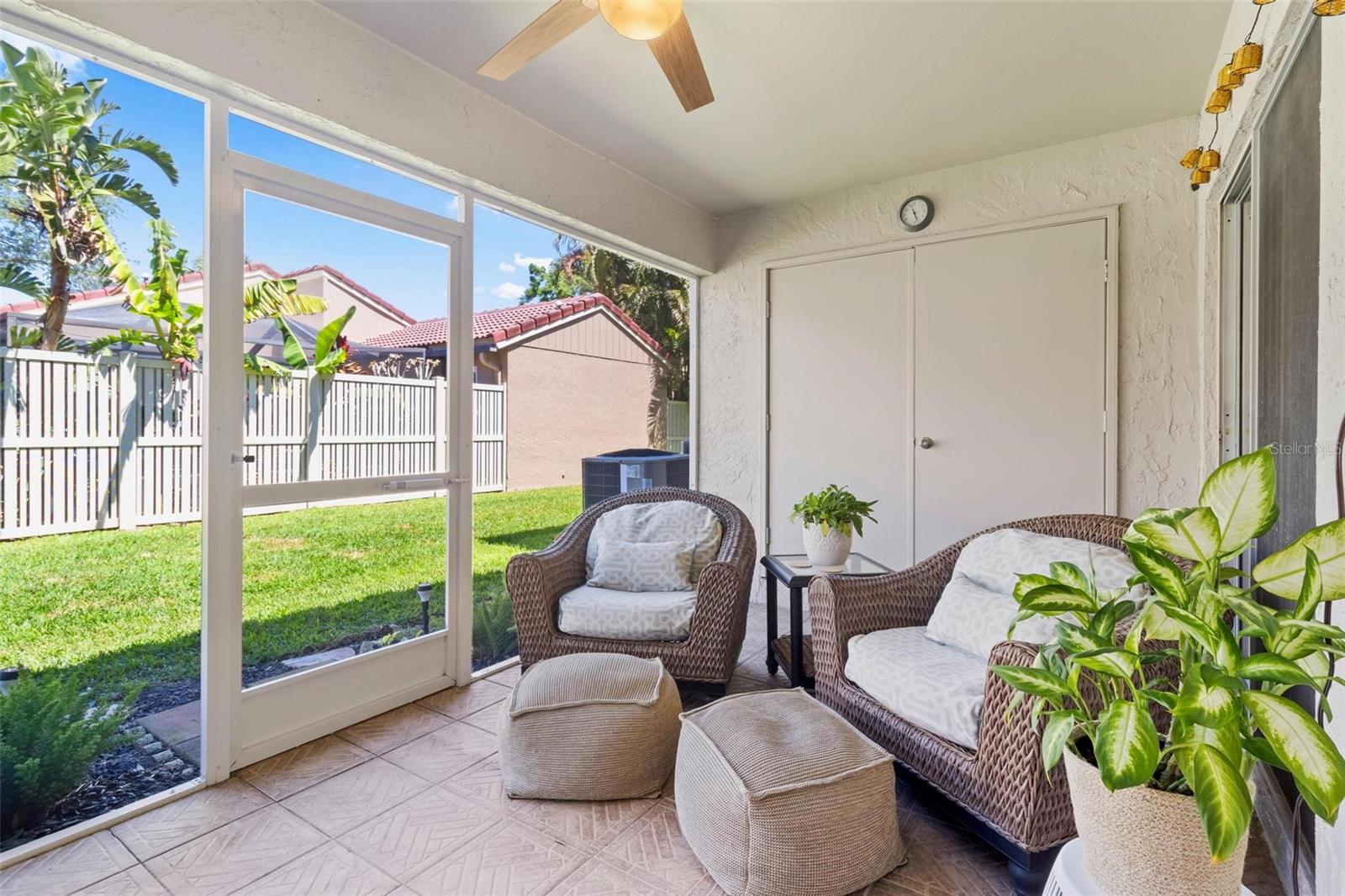 Condominium in ST PETERSBURG, FL - Daniel Dourado