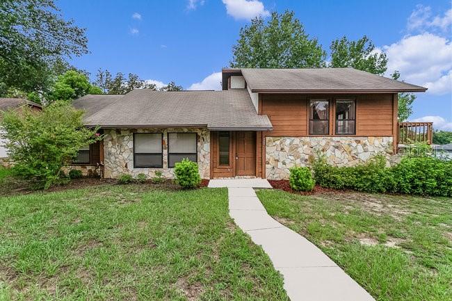 Single Family Residence em ORLANDO, FL - Daniel Dourado