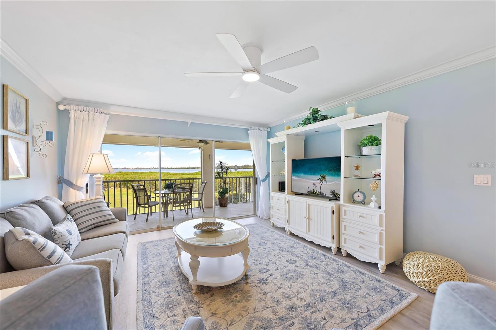 Condominium in BRADENTON, FL - Daniel Dourado