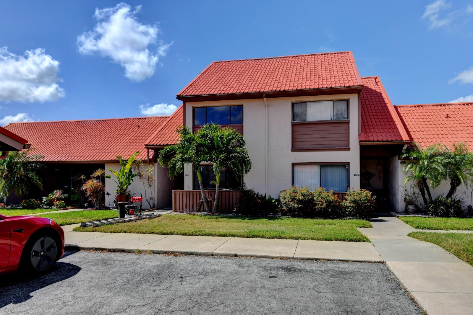 Condominium in SARASOTA, FL - Daniel Dourado