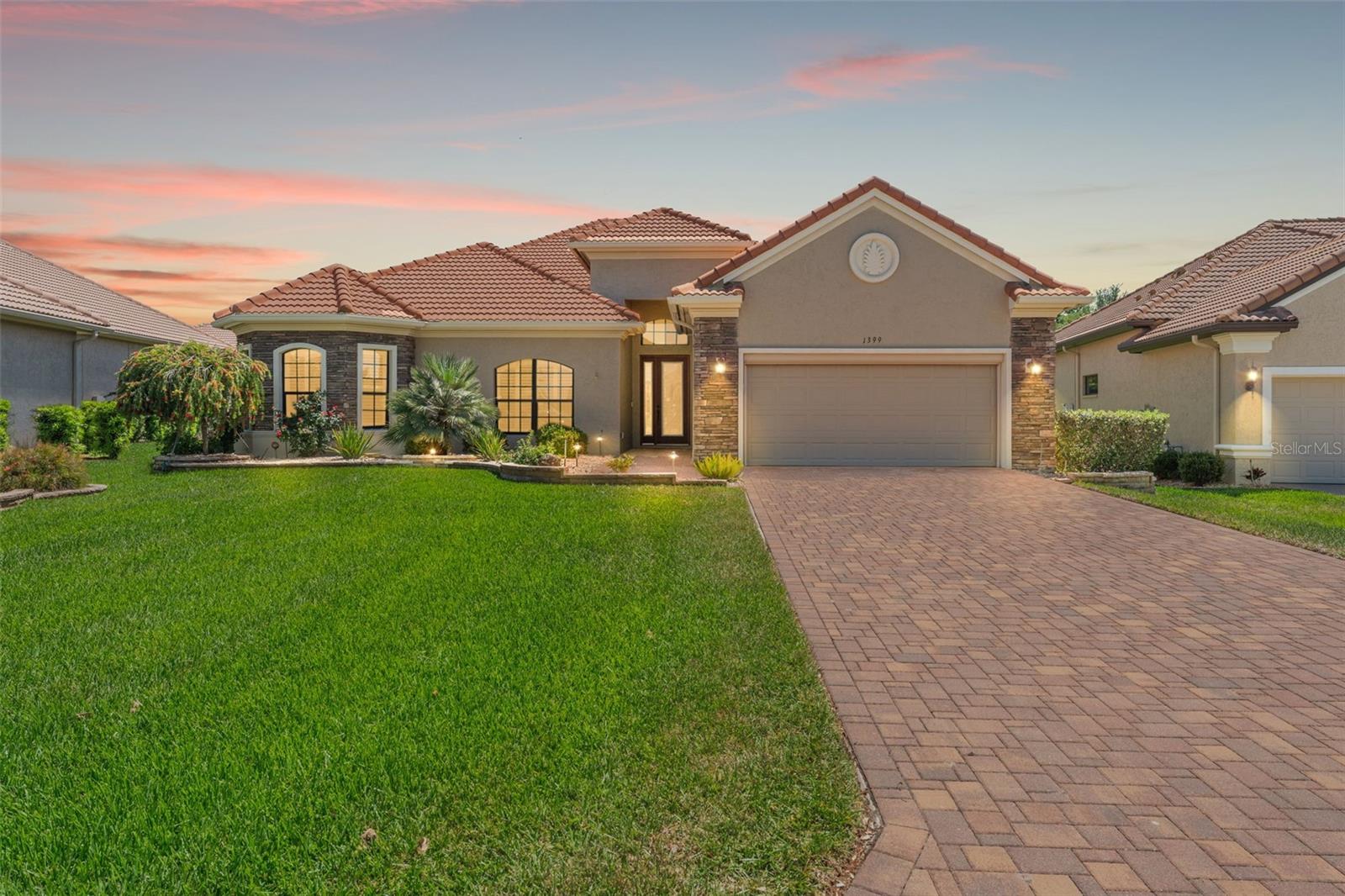 Single Family Residence in HERNANDO, FL - Daniel Dourado