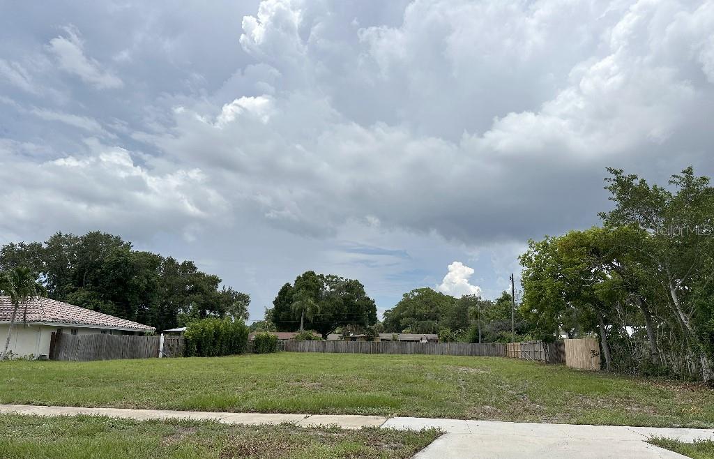  in SARASOTA, FL - Daniel Dourado