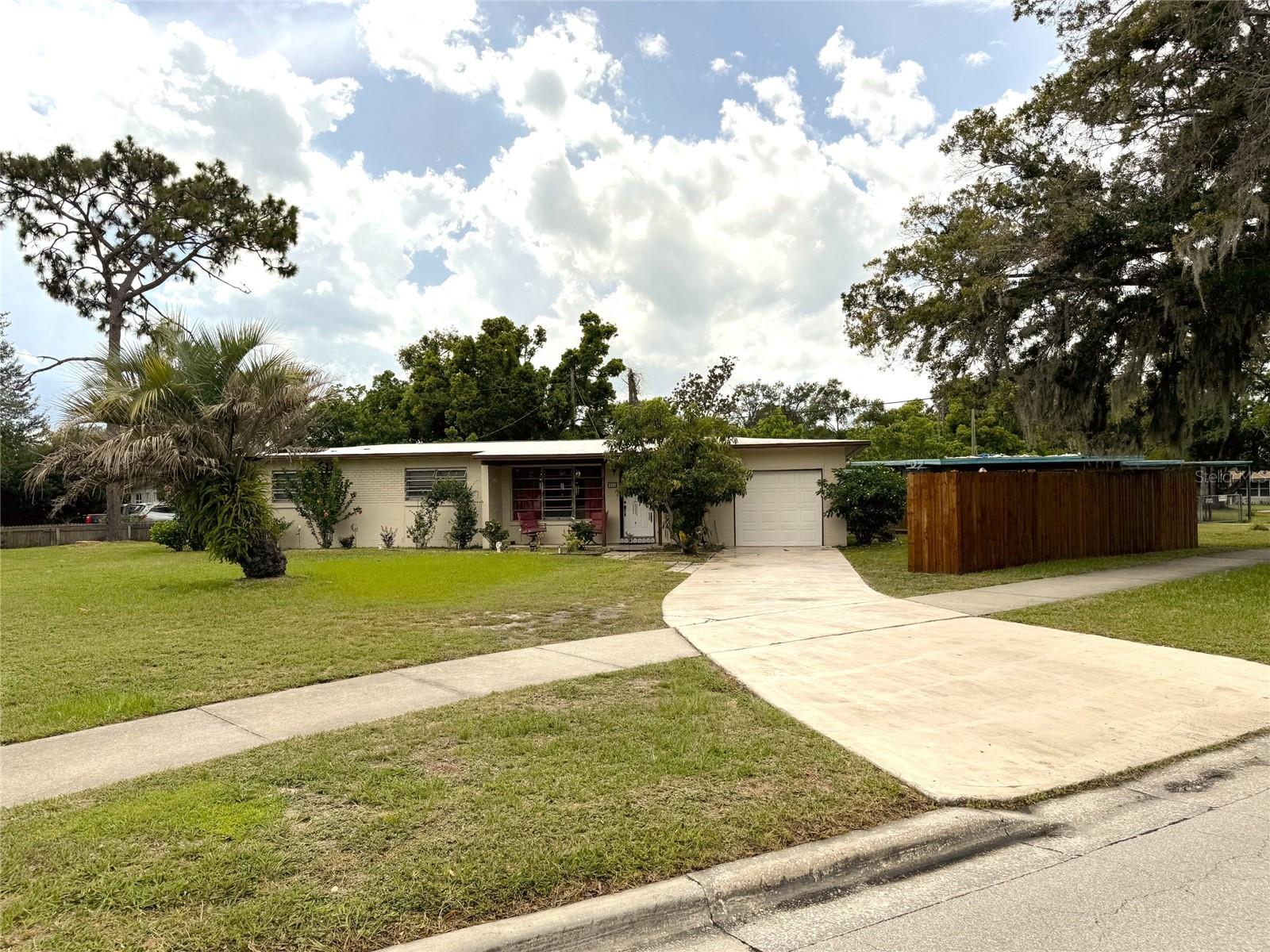 Single Family Residence em ORLANDO, FL - Daniel Dourado