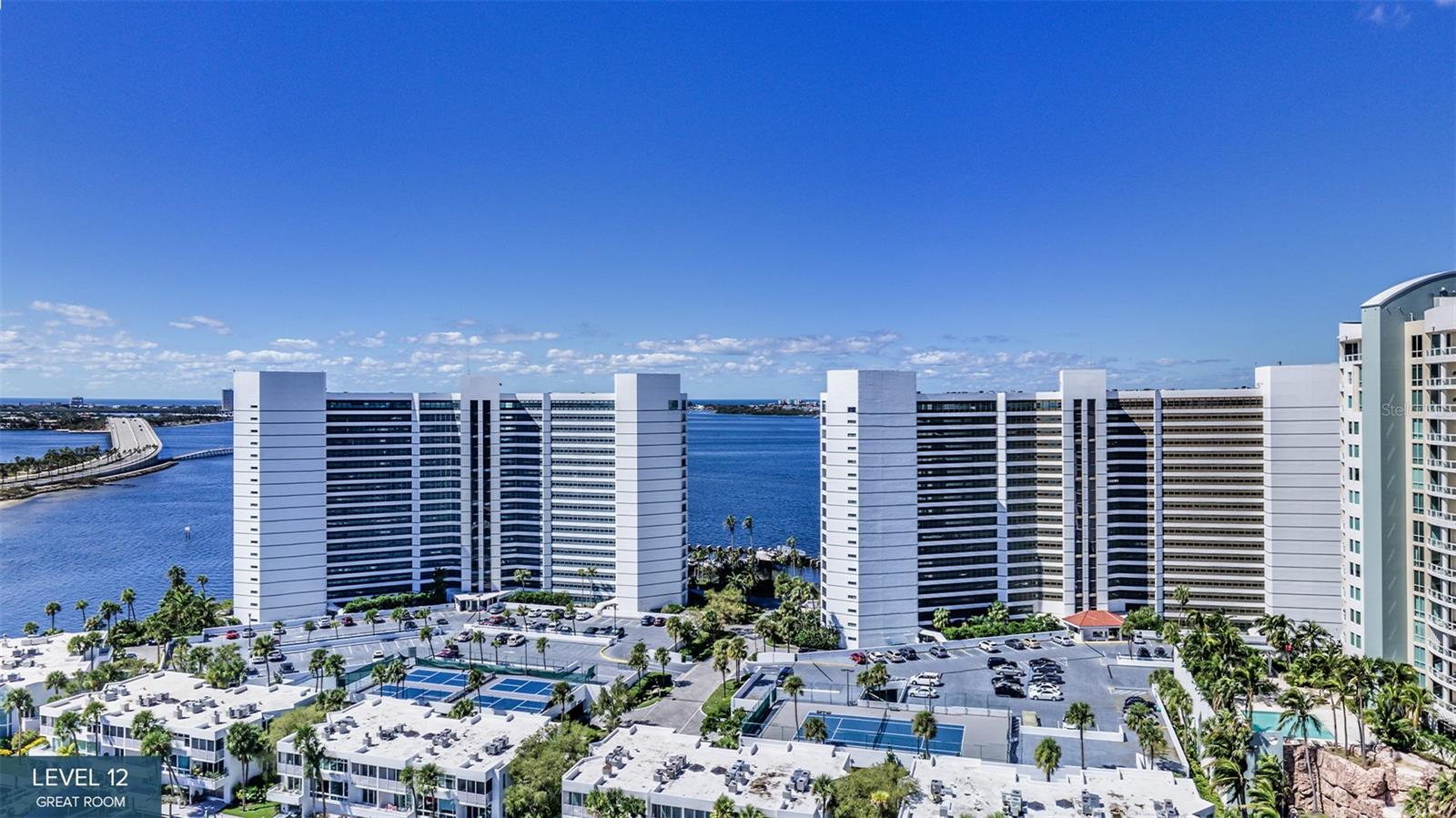 Condominium in SARASOTA, FL - Daniel Dourado