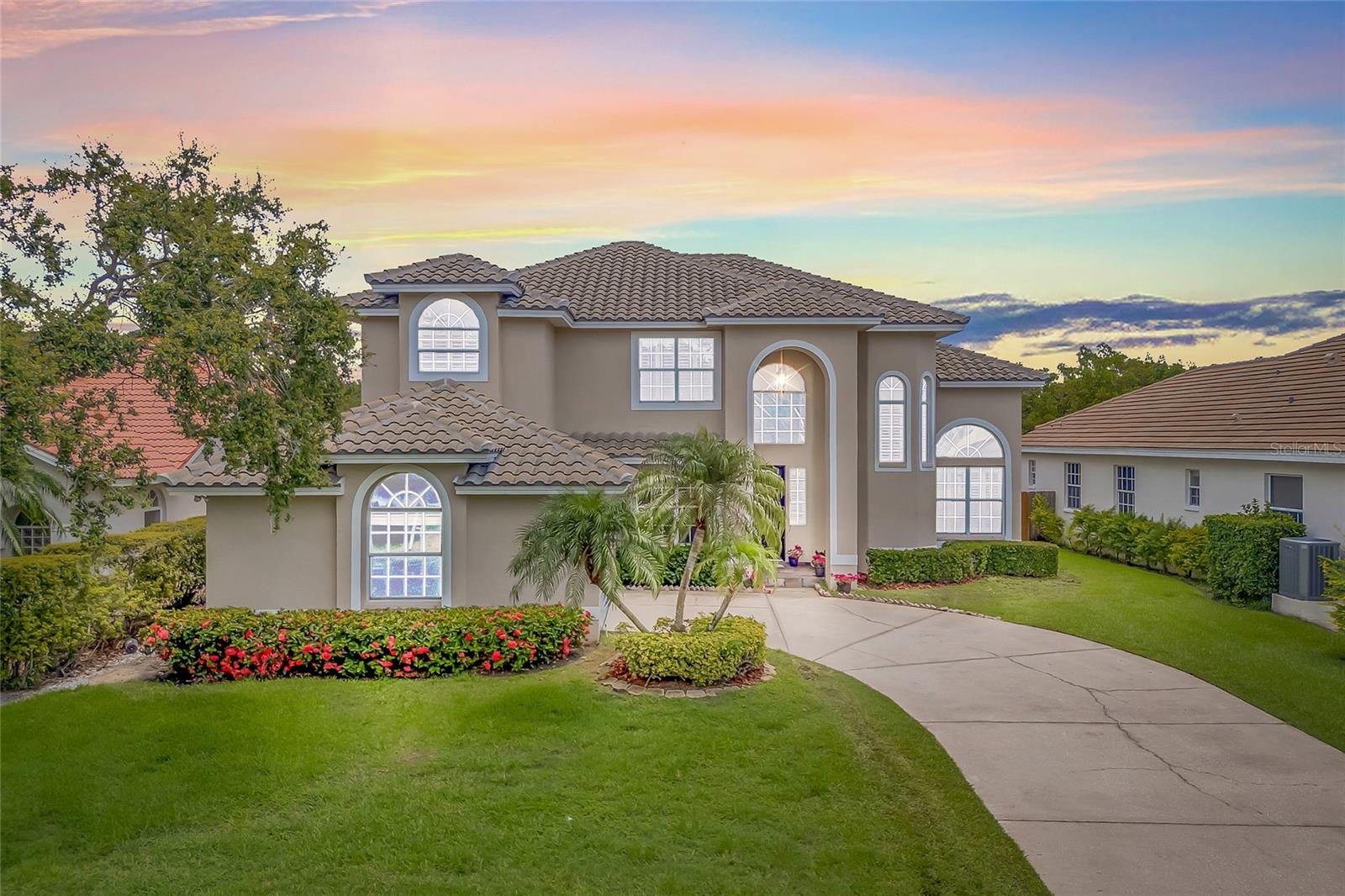 Single Family Residence em ST PETERSBURG, FL - Daniel Dourado