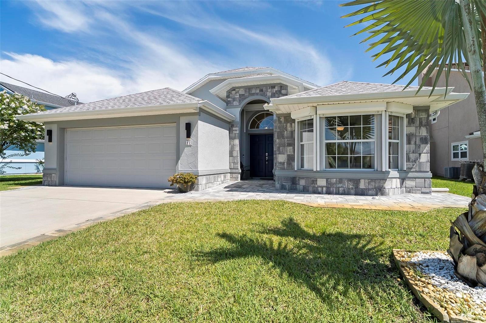 Single Family Residence in PALM COAST, FL - Daniel Dourado