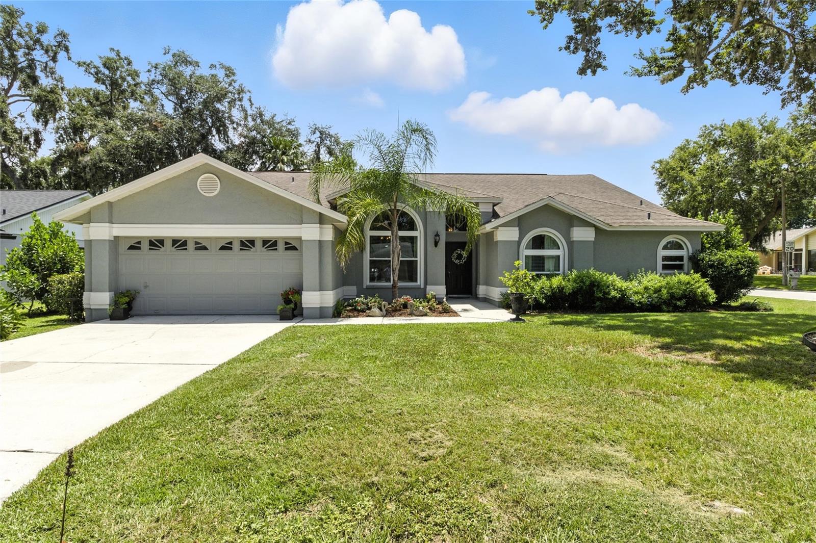 Single Family Residence in LAKELAND, FL - Daniel Dourado