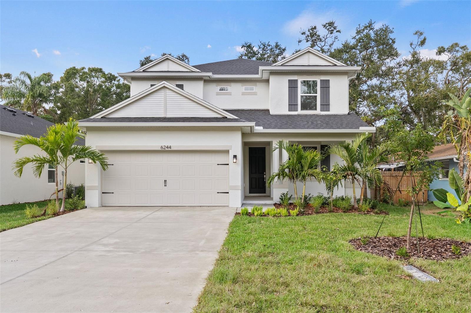 Single Family Residence em ST PETERSBURG, FL - Daniel Dourado