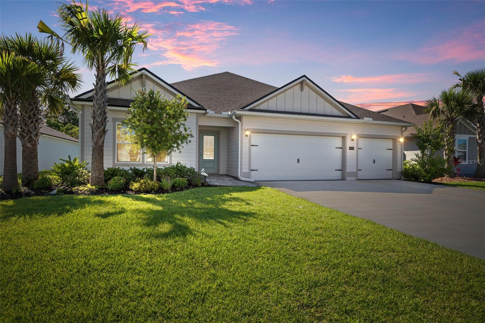 Single Family Residence in PALM COAST, FL - Daniel Dourado