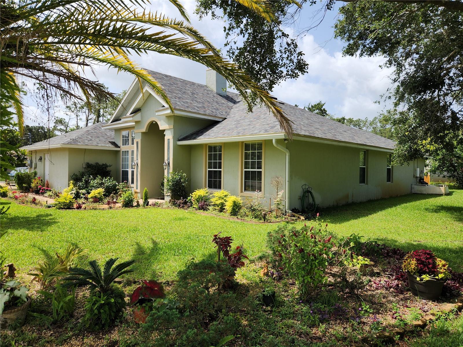 Single Family Residence in PALM COAST, FL - Daniel Dourado