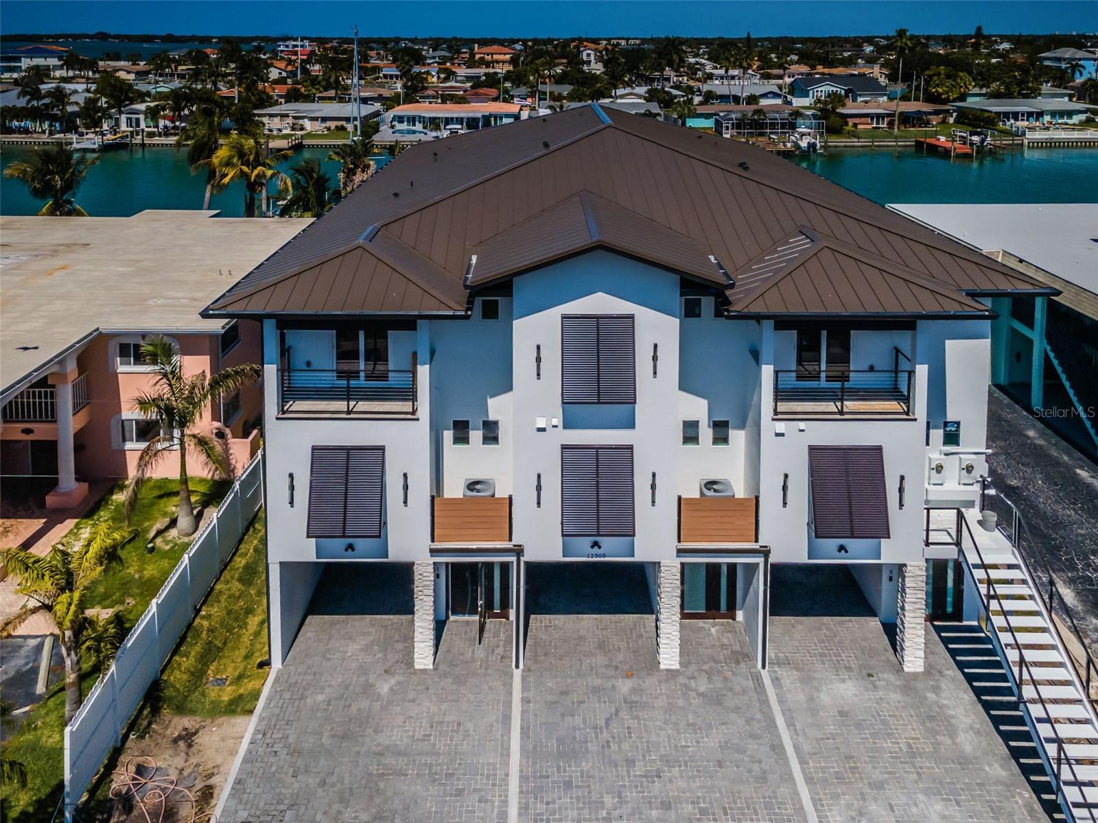 Townhouse em TREASURE ISLAND, FL - Daniel Dourado