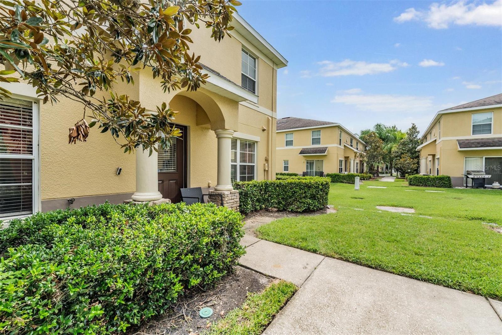 Condominium in LAKELAND, FL - Daniel Dourado