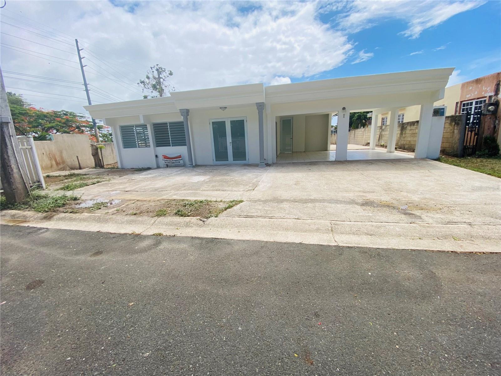 Single Family Residence em VEGA BAJA, PR - Daniel Dourado