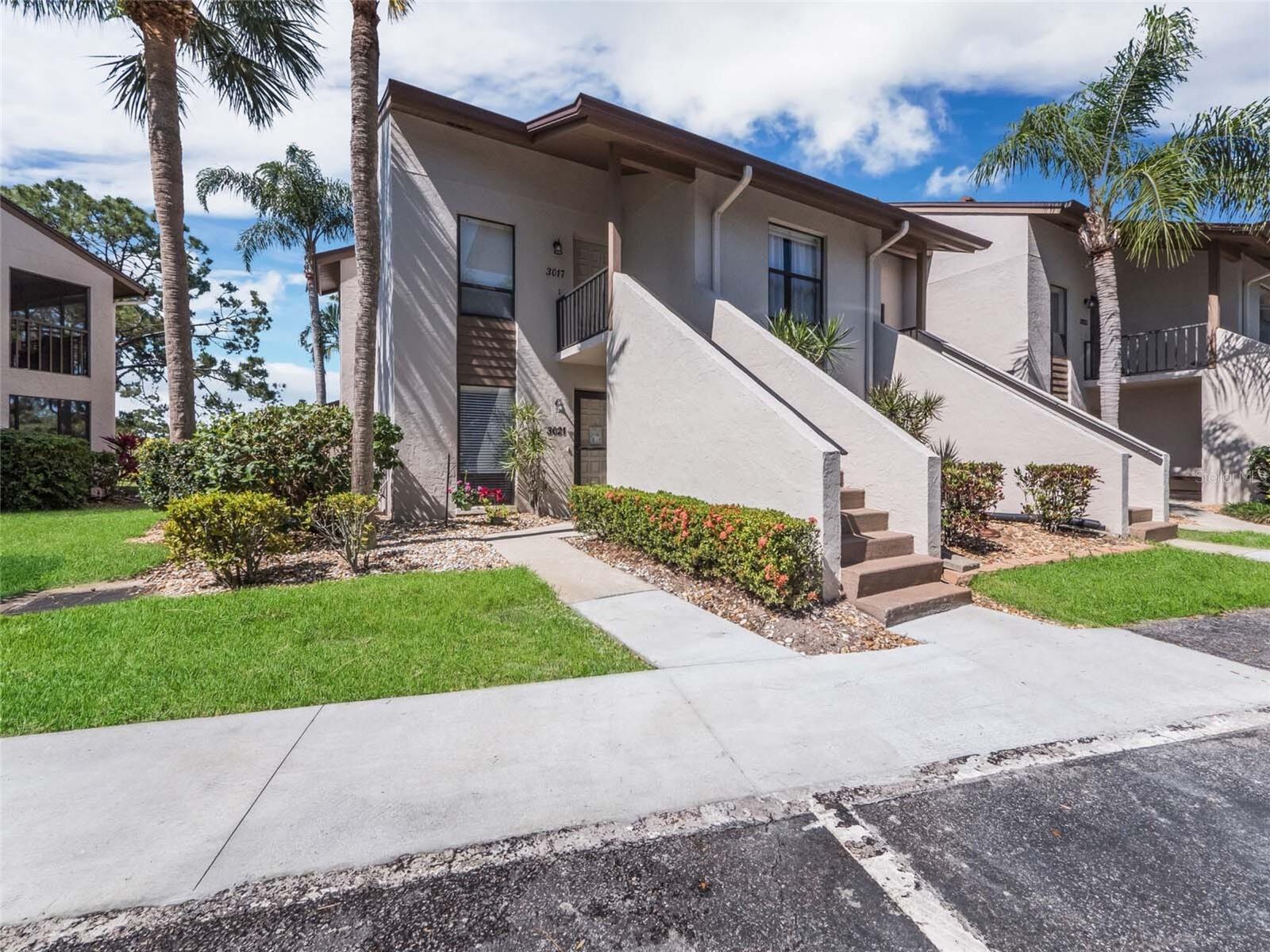 Condominium in SARASOTA, FL - Daniel Dourado