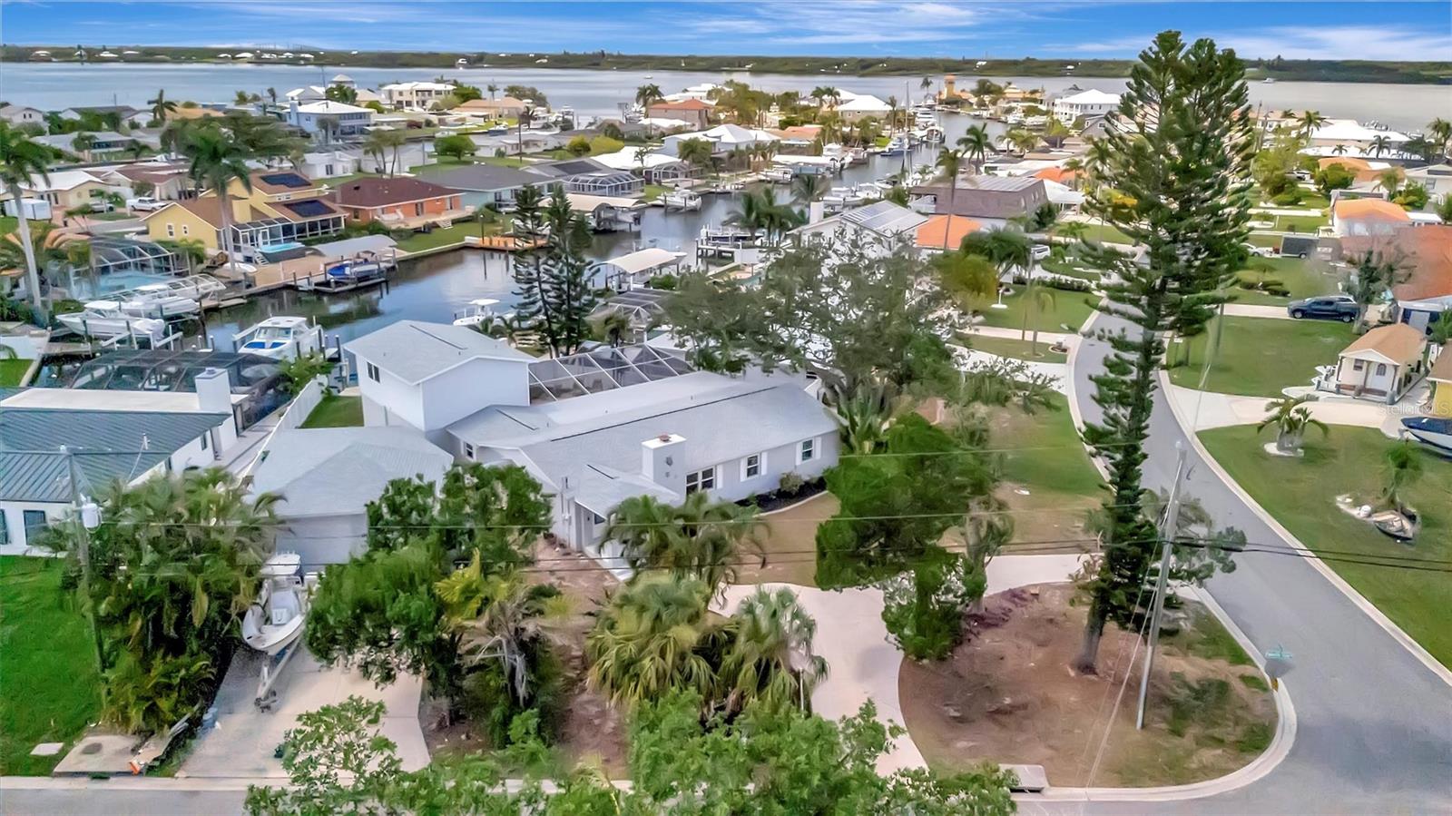 Single Family Residence em PALMETTO, FL - Daniel Dourado