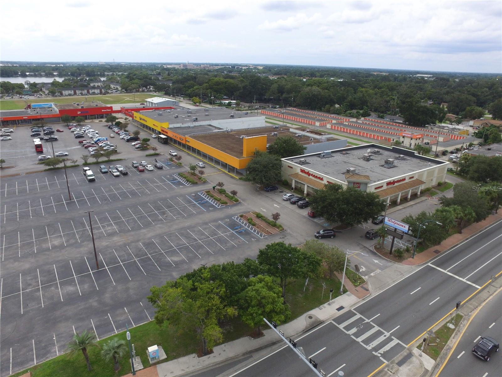 Retail em ORLANDO, FL - Daniel Dourado