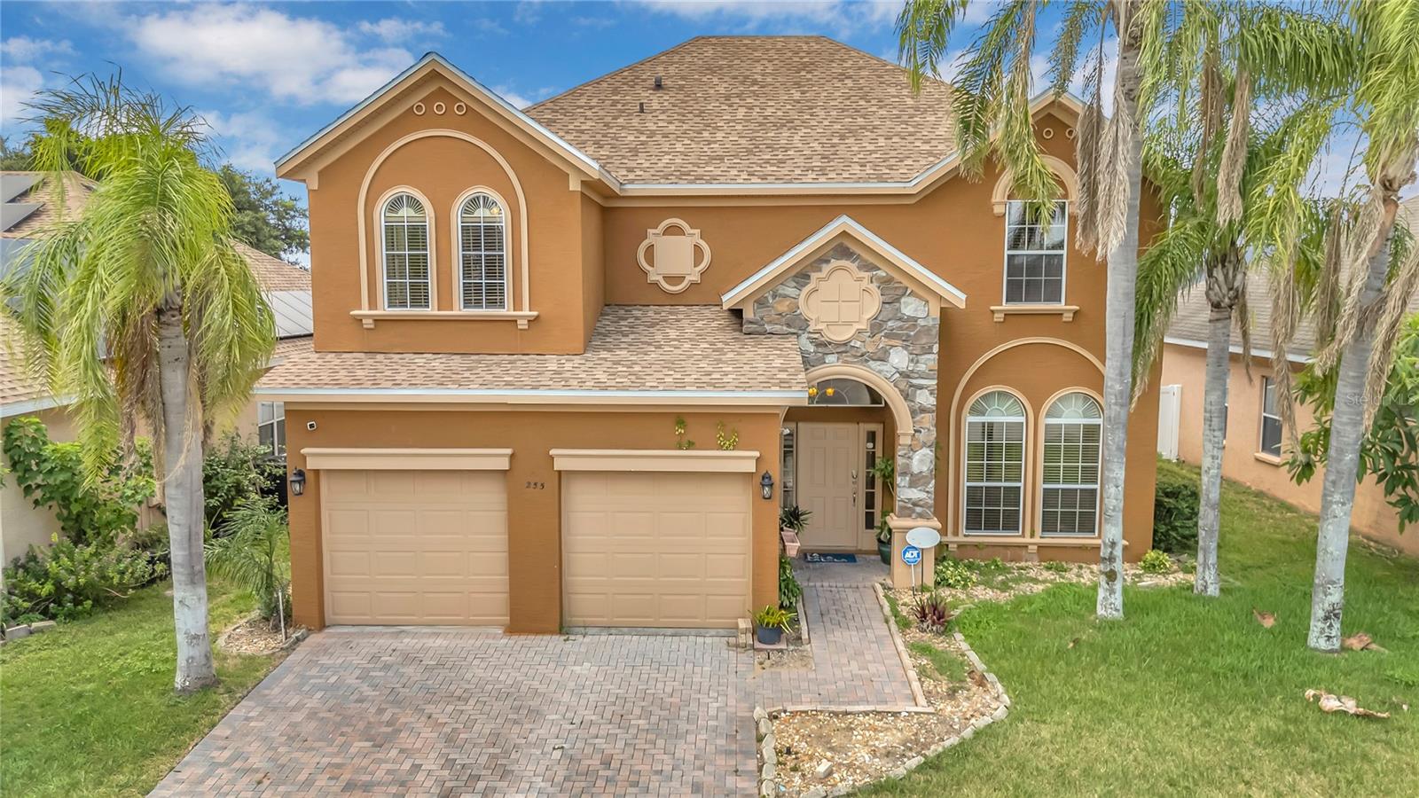 Single Family Residence in HAINES CITY, FL - Daniel Dourado