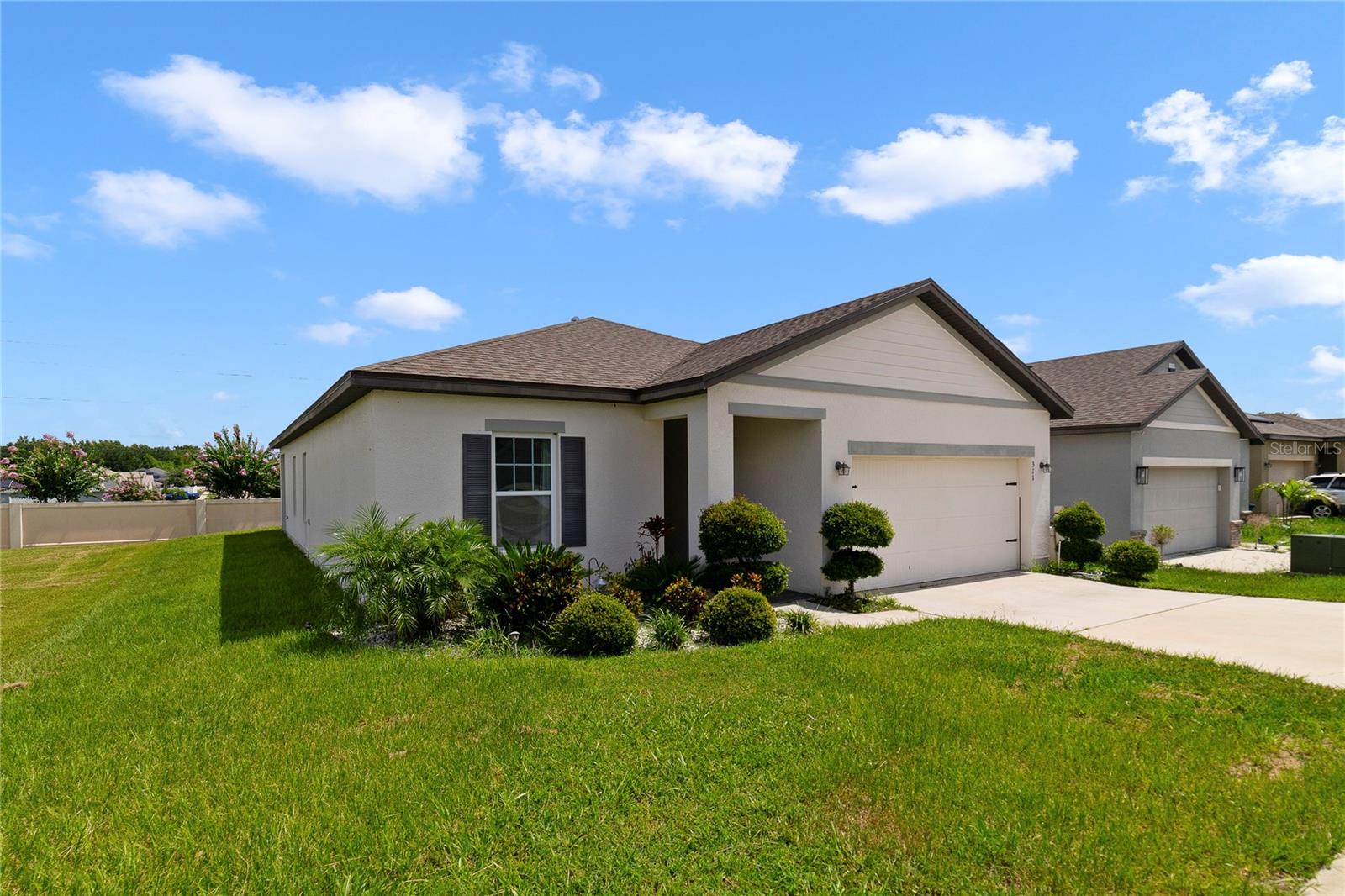 Single Family Residence in HAINES CITY, FL - Daniel Dourado