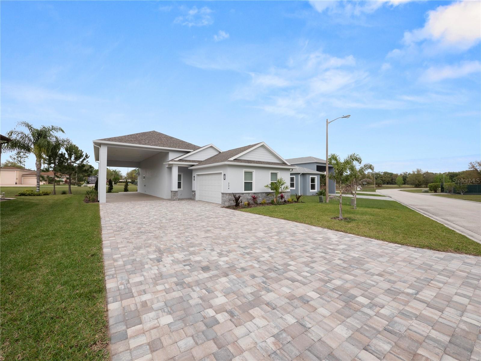 Single Family Residence em POLK CITY, FL - Daniel Dourado