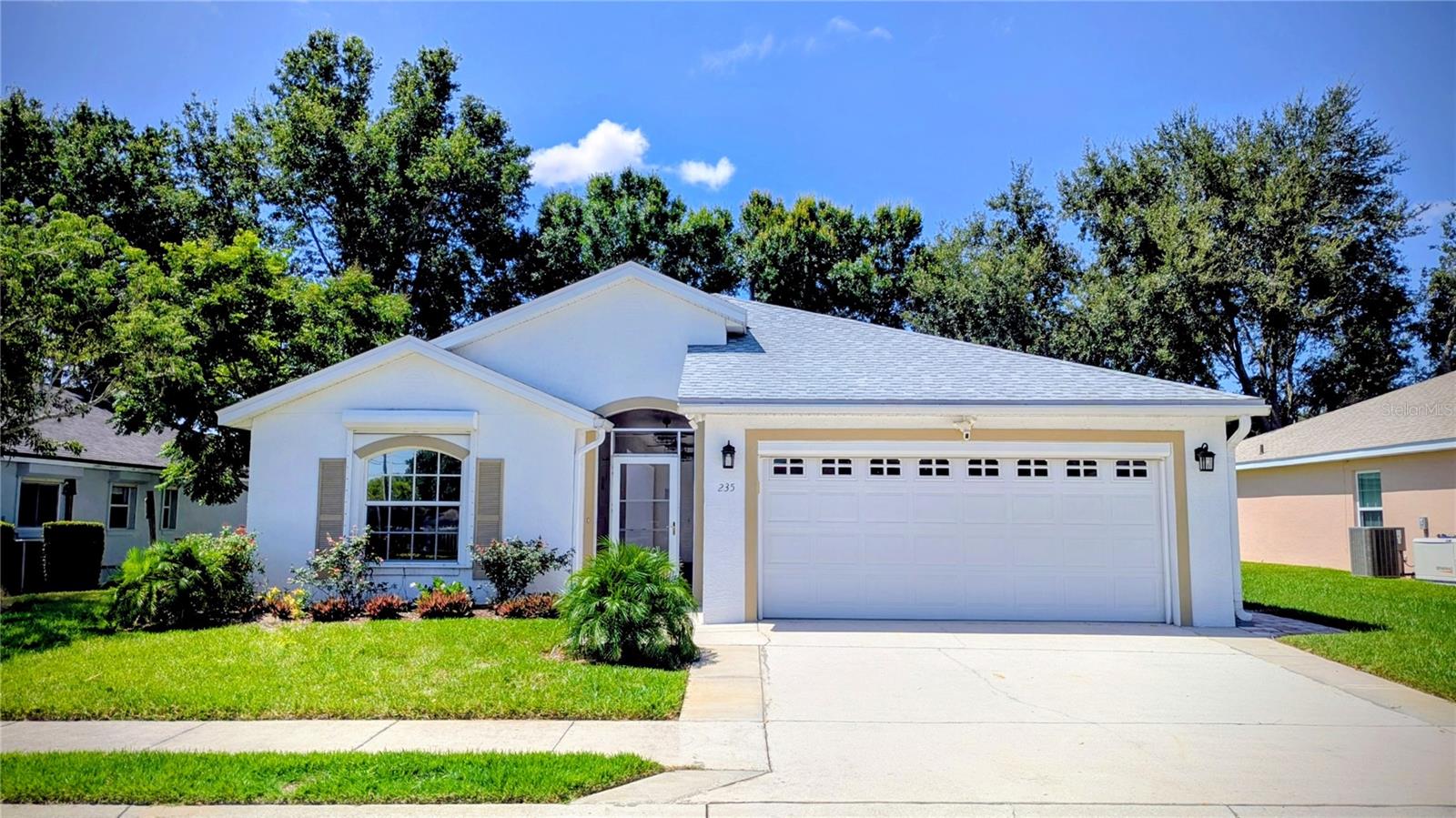 Single Family Residence in LAKE WALES, FL - Daniel Dourado