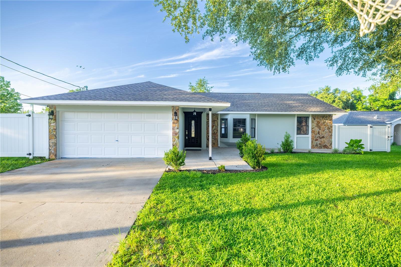 Single Family Residence em OCALA, FL - Daniel Dourado