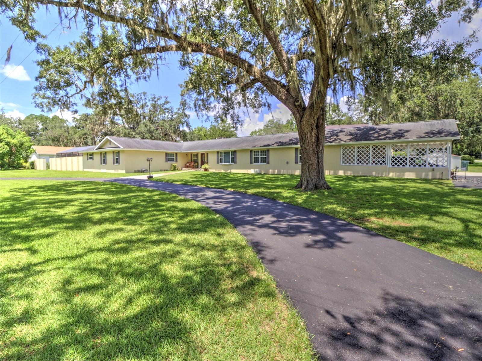 Single Family Residence em OCALA, FL - Daniel Dourado
