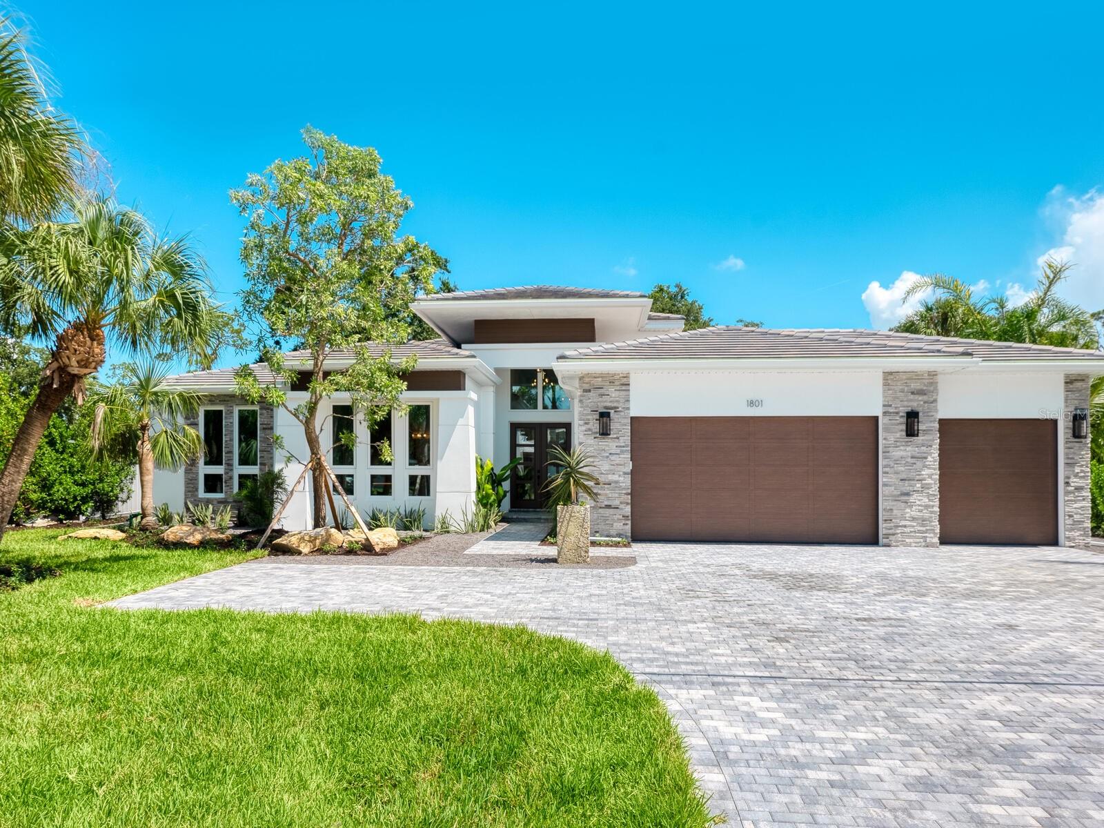 Single Family Residence em SARASOTA, FL - Daniel Dourado