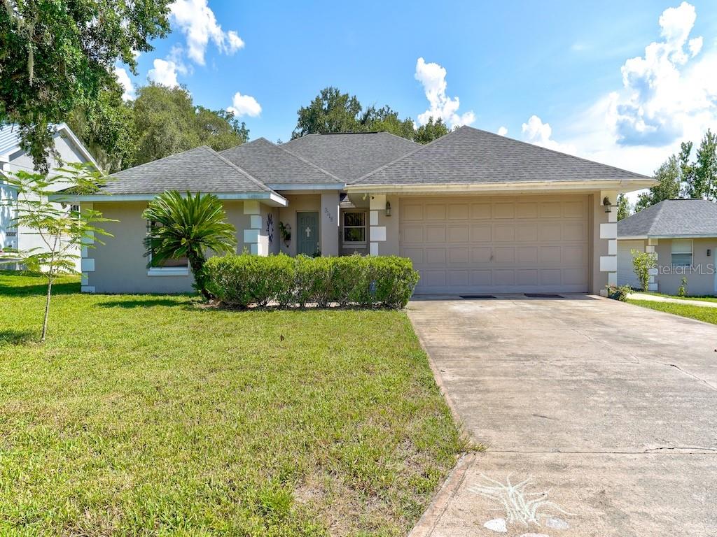 Single Family Residence in HAINES CITY, FL - Daniel Dourado