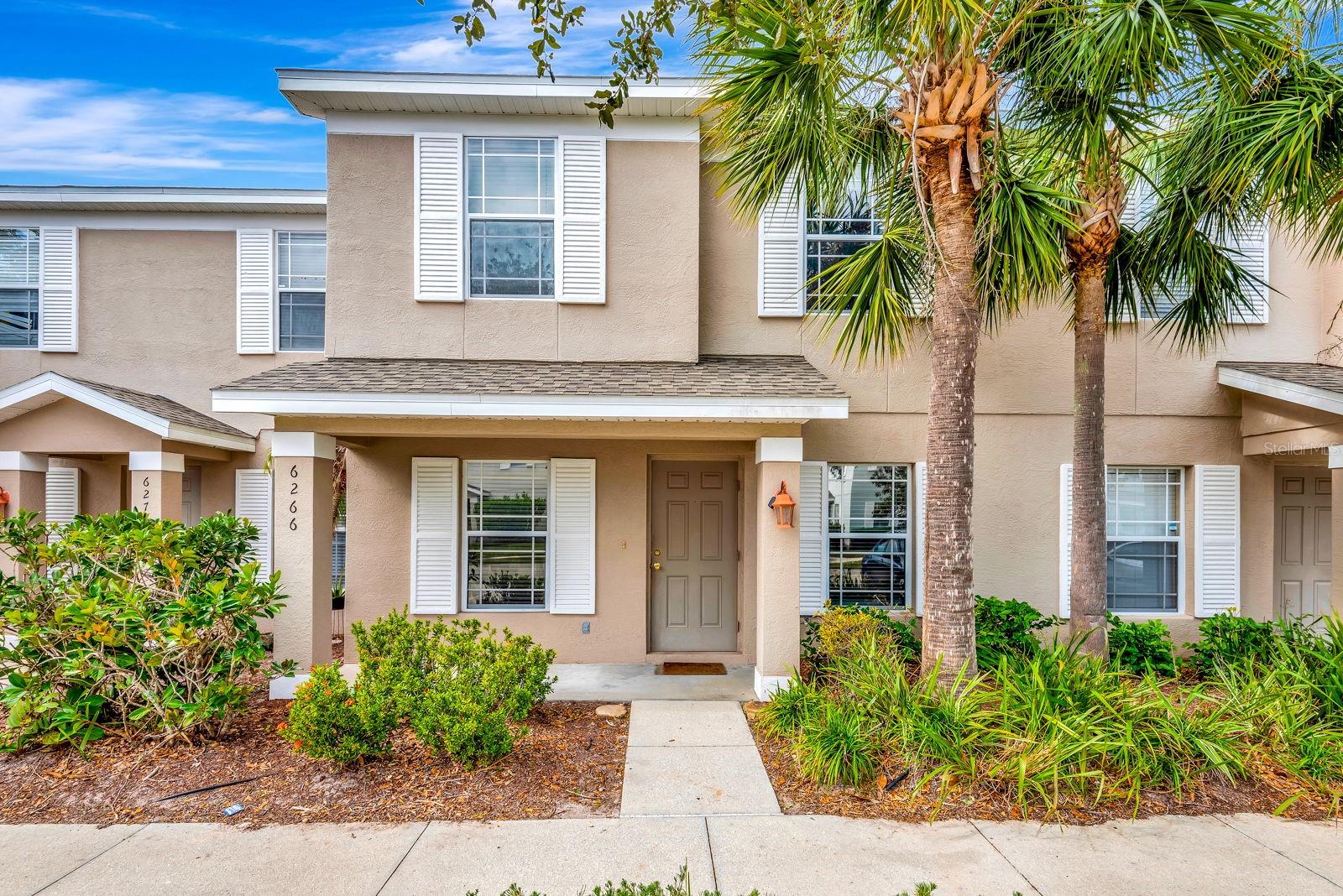 Condominium in LAKEWOOD RANCH, FL - Daniel Dourado