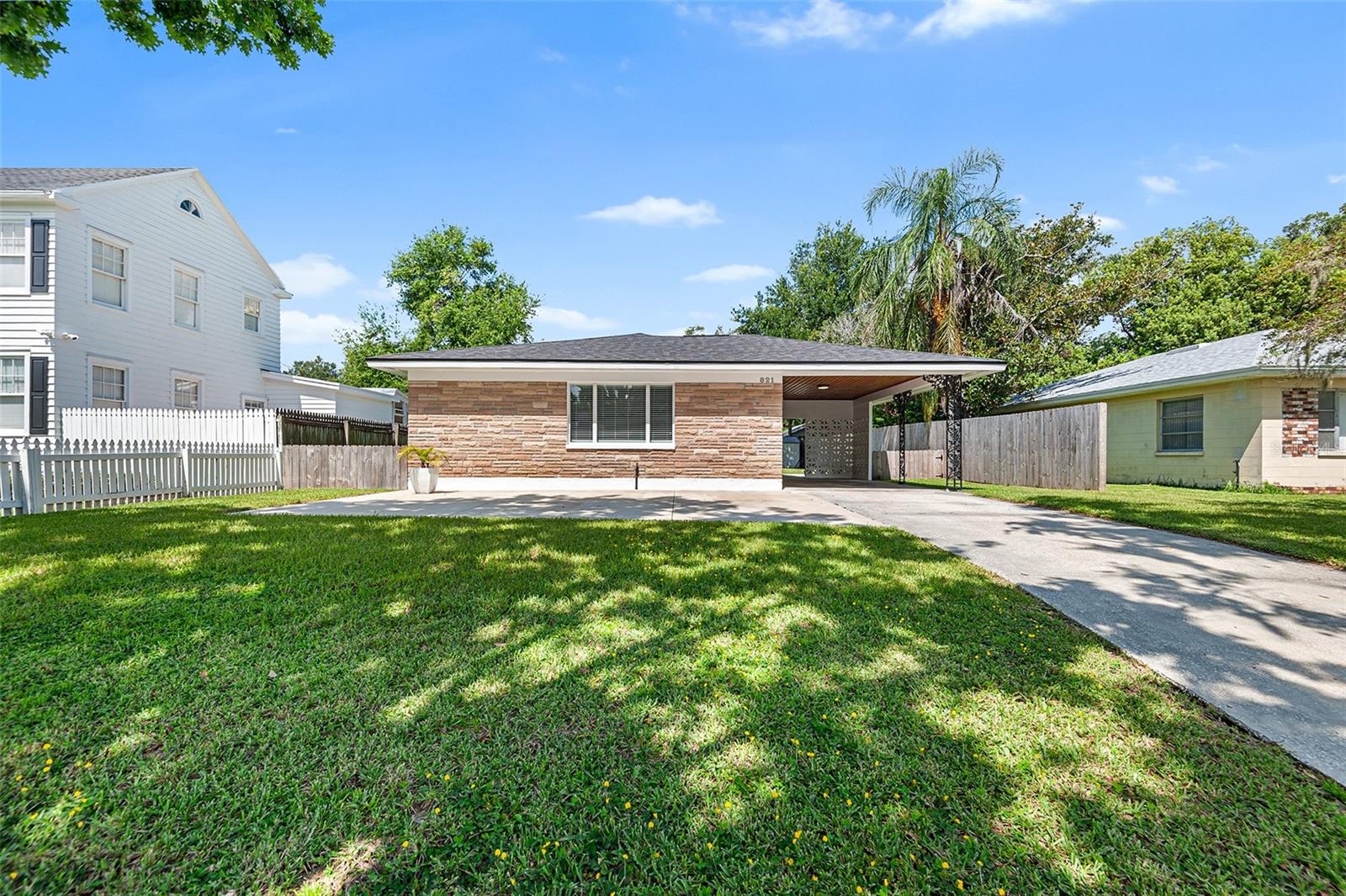 Single Family Residence in LAKELAND, FL - Daniel Dourado