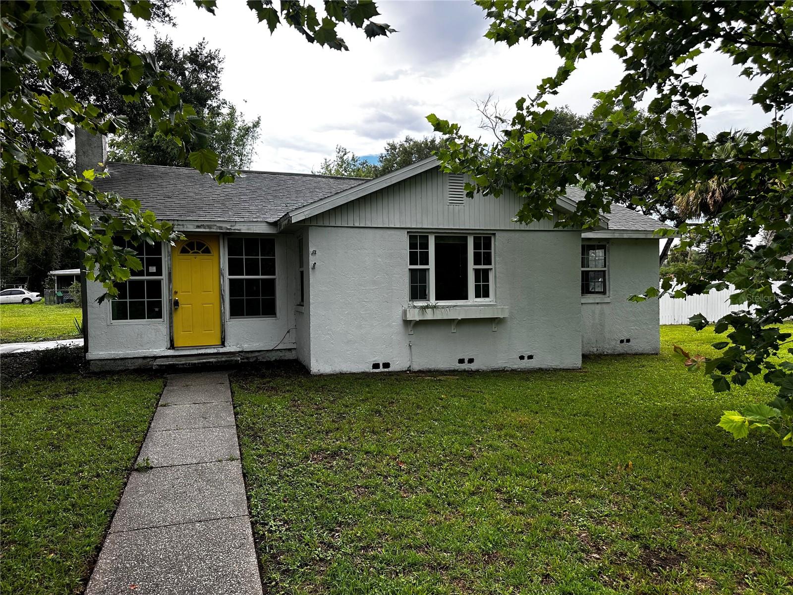 Single Family Residence in LAKE HELEN, FL - Daniel Dourado